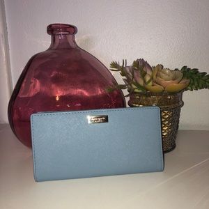💙NWT💙 Kate Spade Stacy Saffiano Bi Fold Wallet